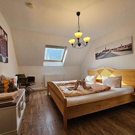 Ferienwohnung Martina Sinzing ภายนอก รูปภาพ