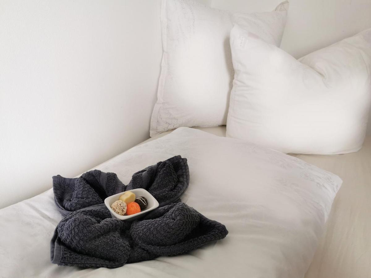 Ferienwohnung Martina Sinzing ภายนอก รูปภาพ